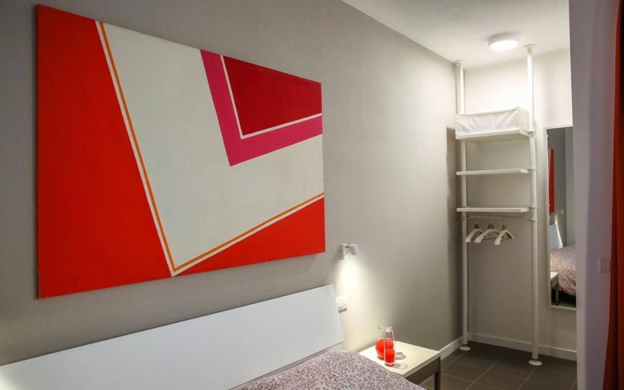 B&B Warmup Grosseto - Parcheggio Incluso Nella Corte Interna Luaran gambar