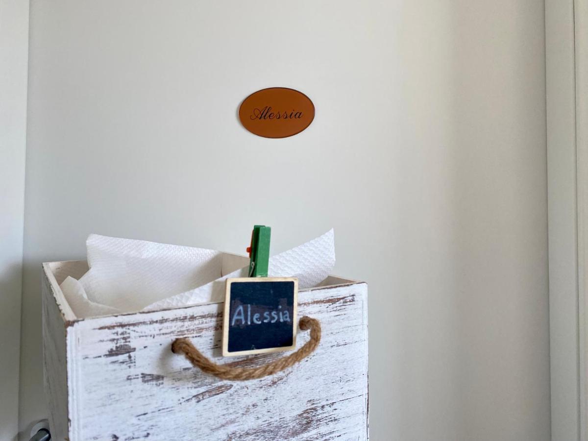 B&B Warmup Grosseto - Parcheggio Incluso Nella Corte Interna Luaran gambar
